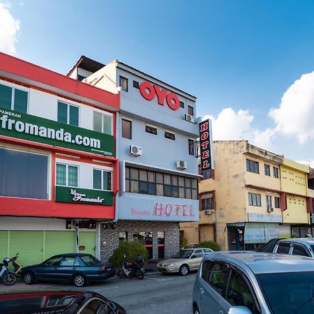Oyo 1010 Skudai Hotel Екстер'єр фото